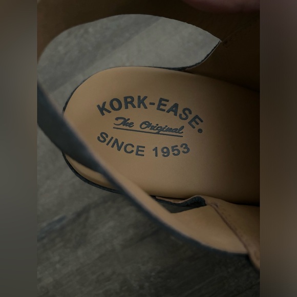 San Carlos Platform
VENDOR
KORK EASE - Picture 5 of 6